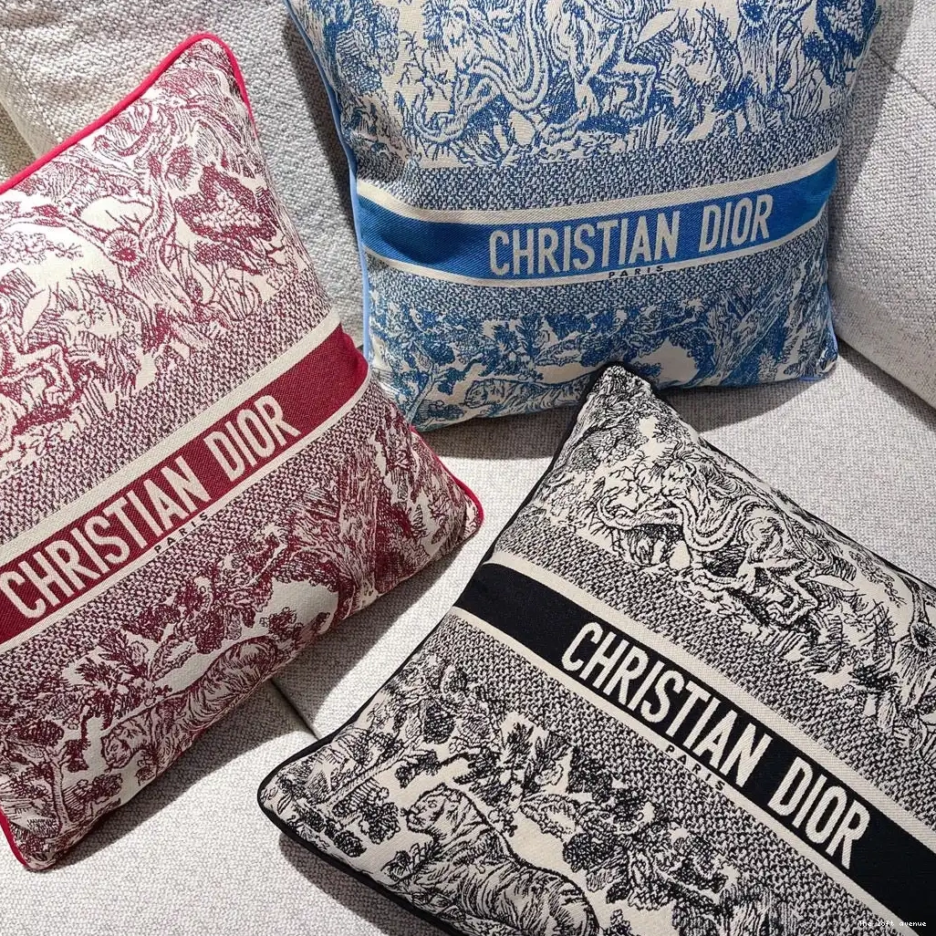 2.0 THROW PILLOW CHRISTIAN 0527
